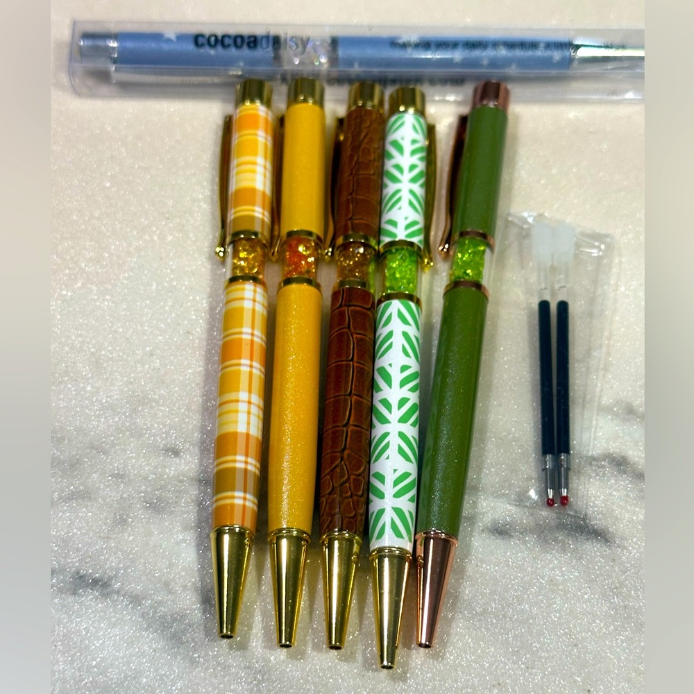 Set of Stylish Patterned Pens